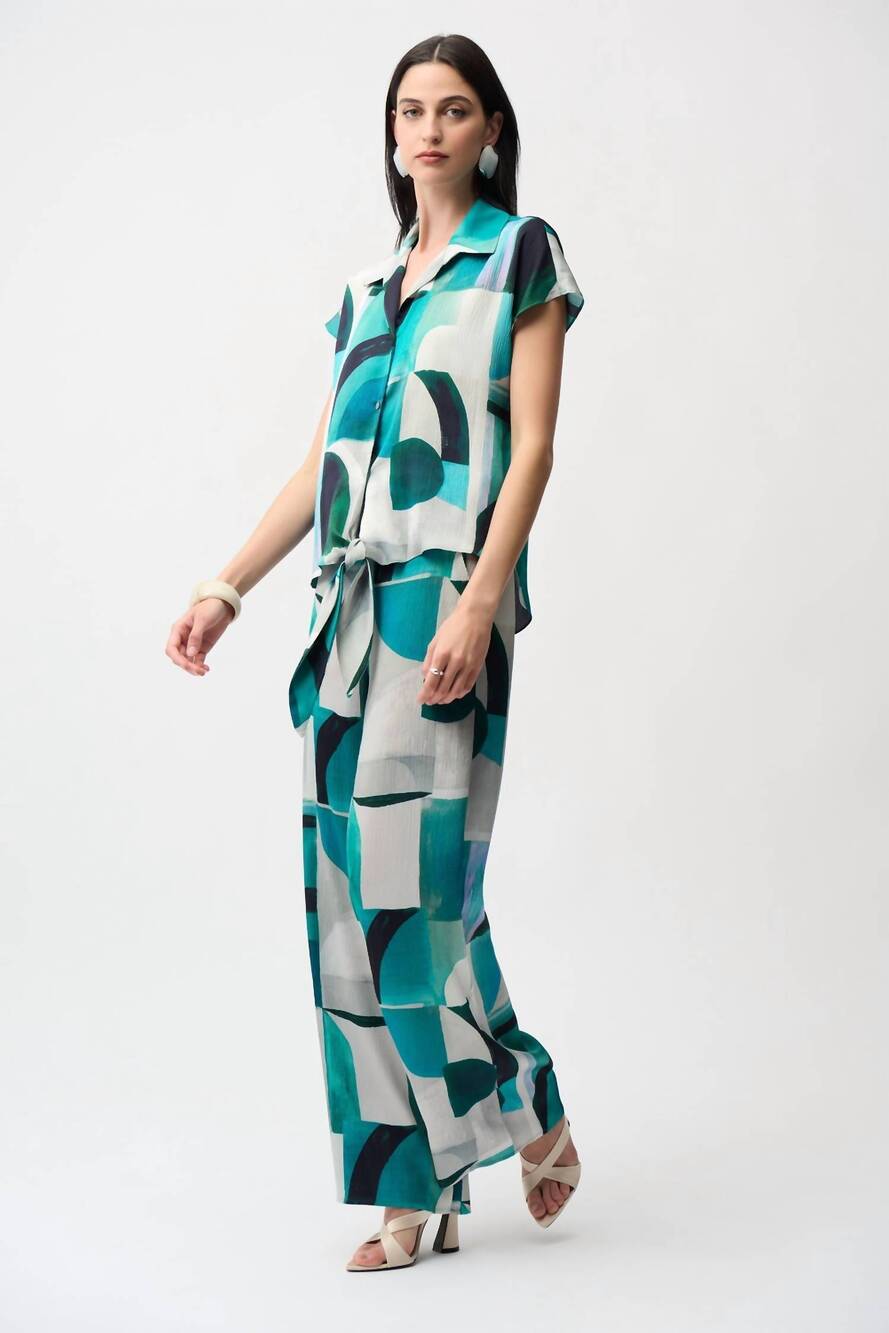 NEW JOSEPH RIBKOFF casual abstract short-sleeve shirt set in green multi